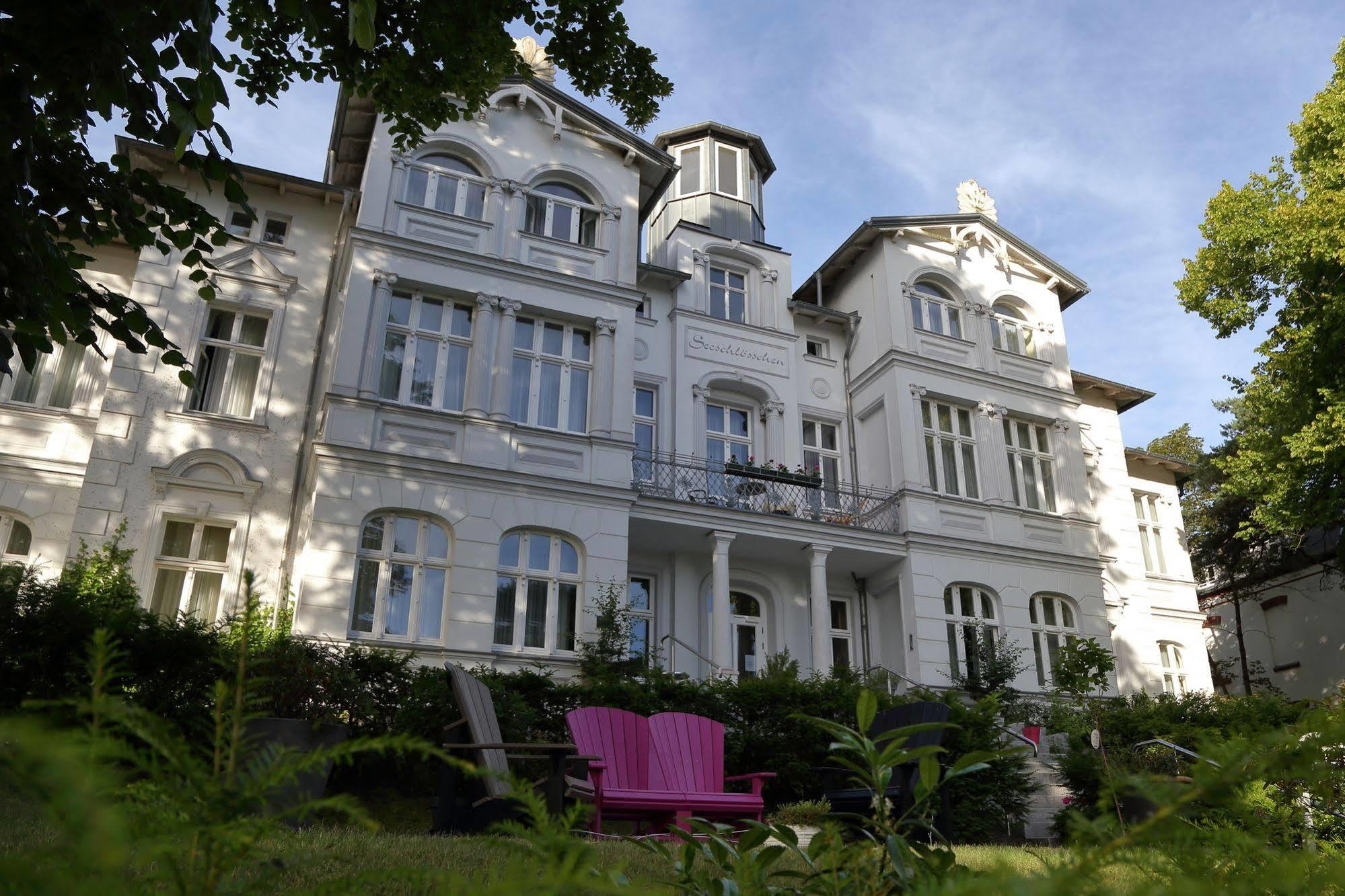 Aparthotel Seeschloesschen Zinnowitz Exteriör bild