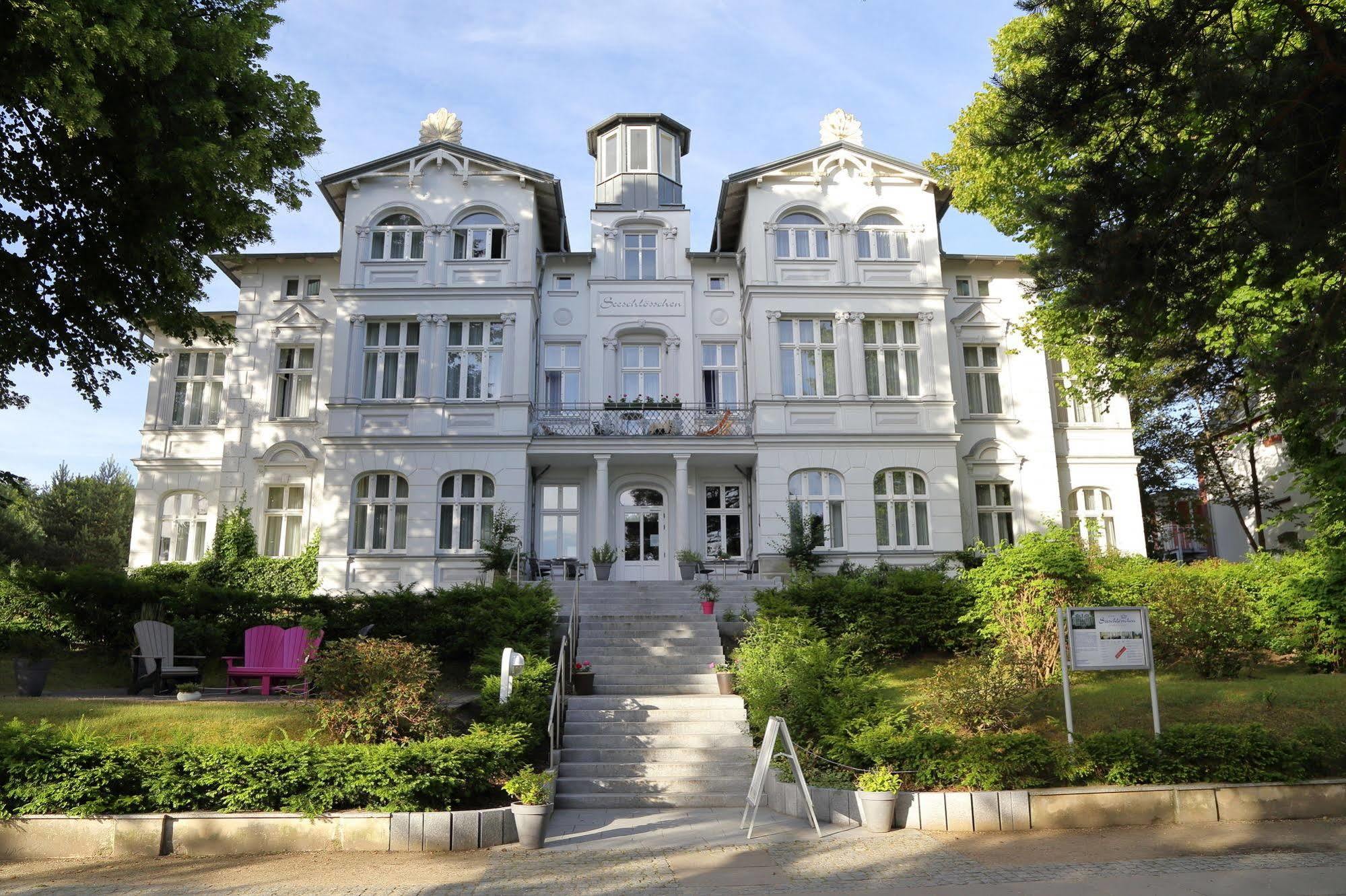 Aparthotel Seeschloesschen Zinnowitz Exteriör bild
